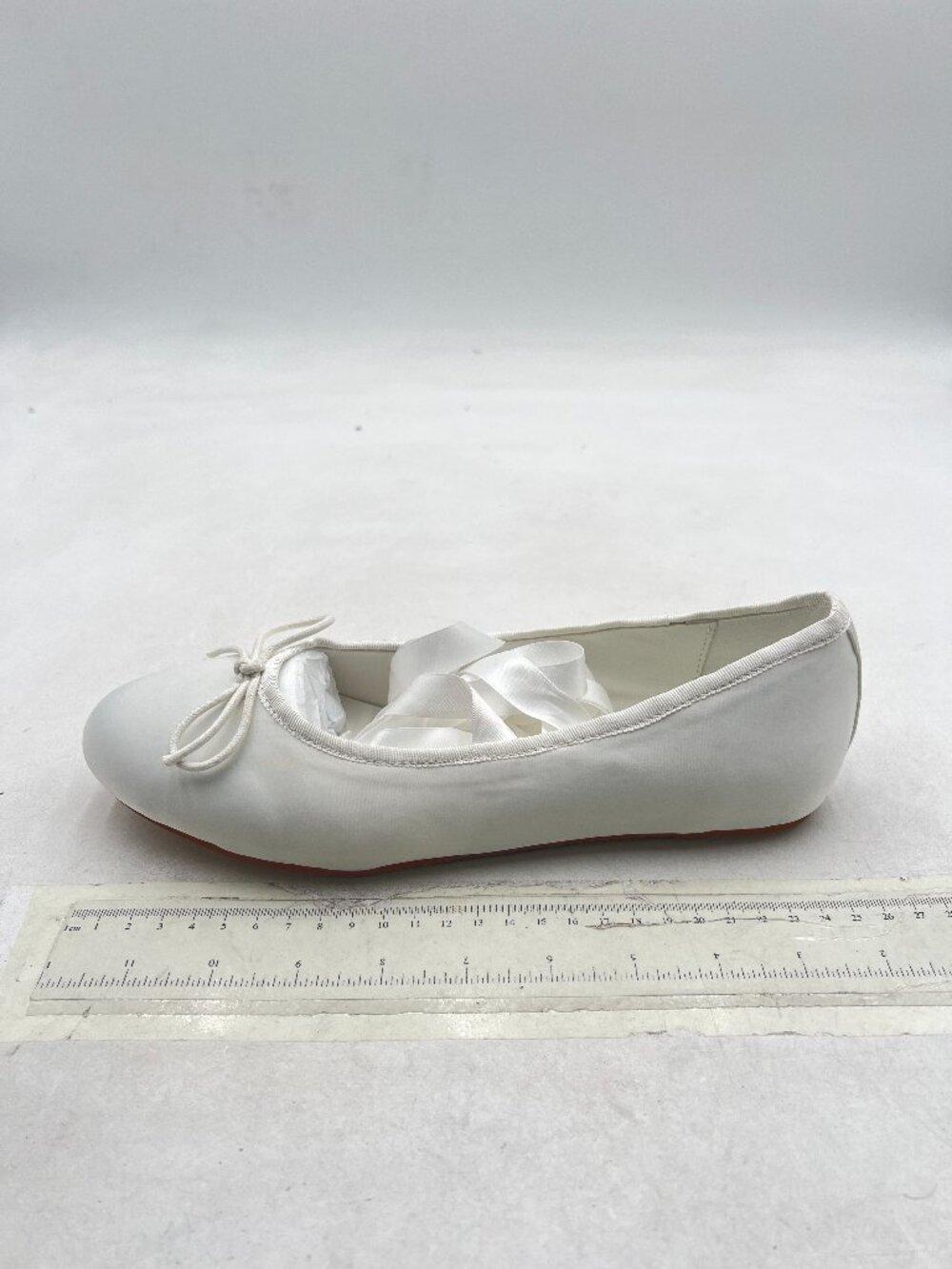 XYD White Girls Closed Toe Flats Lace Up Chic Casual Dress Shoes
